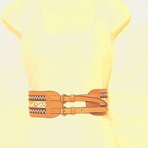 Leather belt with embroidered detail